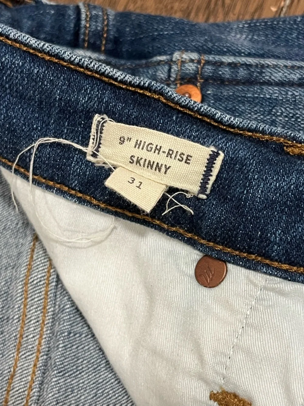 Madewell 9” High Rise Skinny Jeans Dark Wash 31 Raw Hem Distressed - Picture 9 of 12